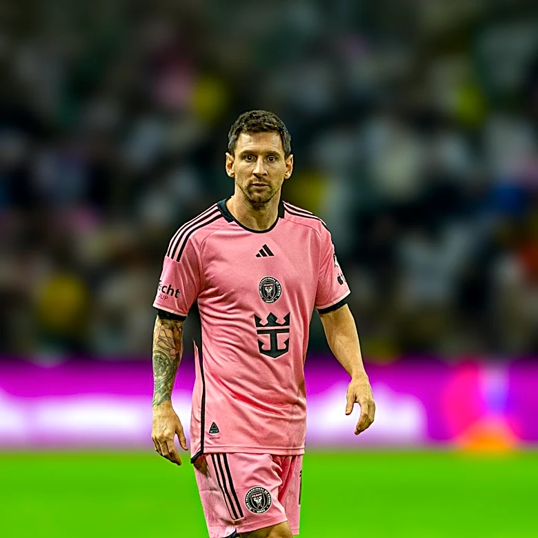 Lionel Messi Makes Public Appearance Amidst Pirlo Controversy