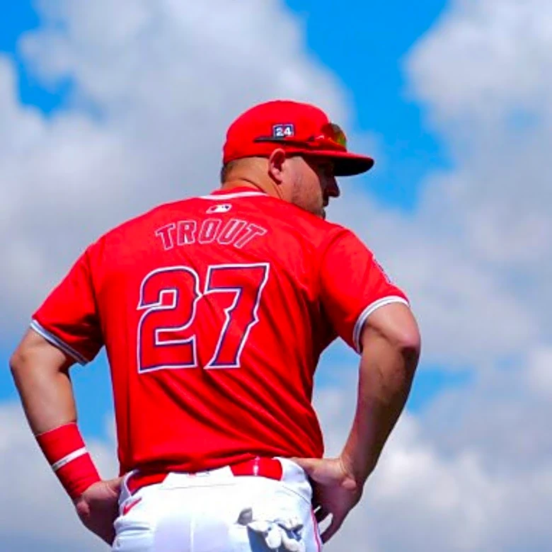 Mike Trout's Stellar Performance Leads Angels to Victory Over Giants