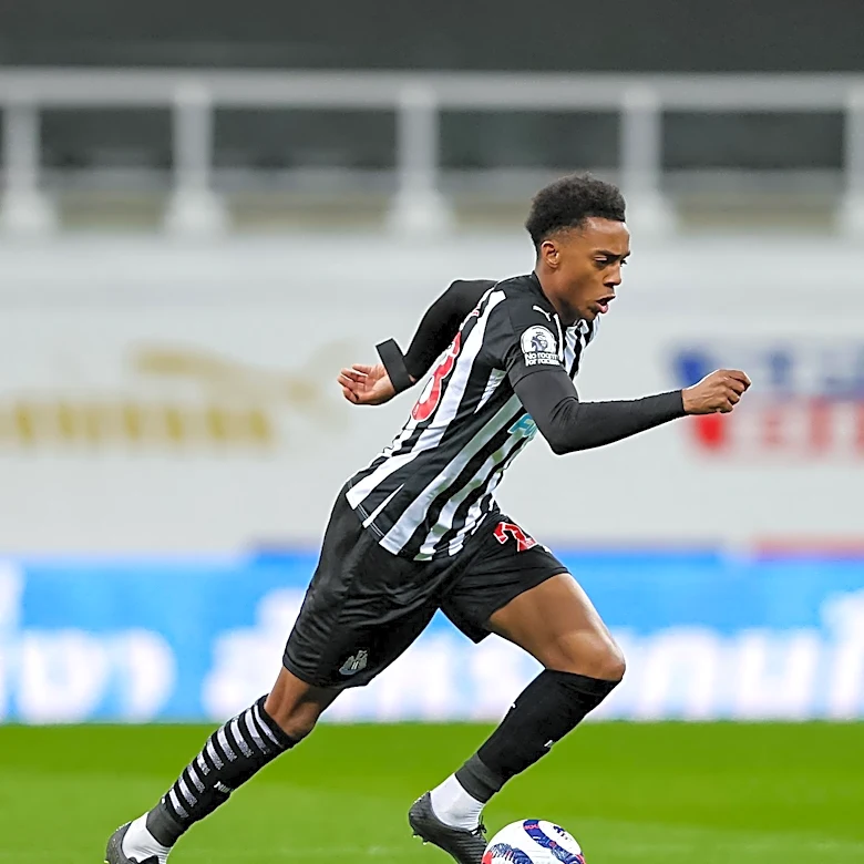 Newcastle United Rejects £10m Bid for Joe Willock Amid Transfer Speculations