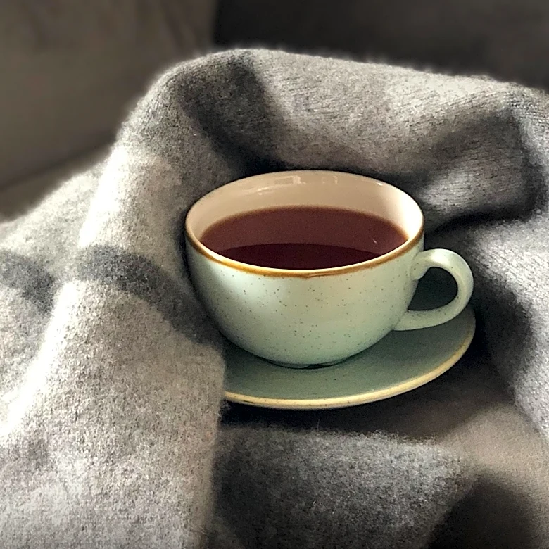 Lola Blanket Gains Popularity as a Self-Care Essential for Comfort and Relaxation