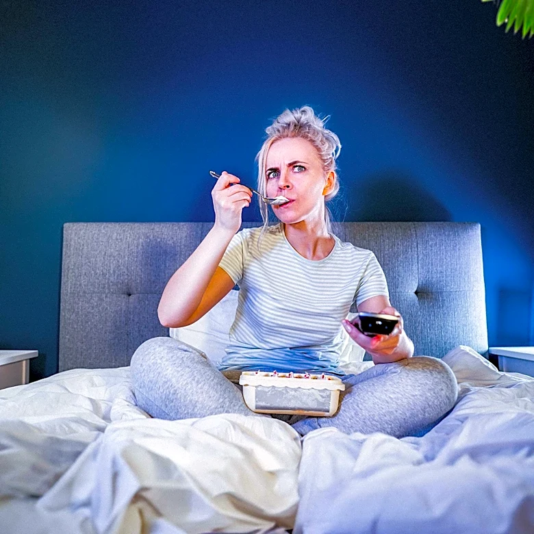 Study Links Sleep Deprivation to Weight Gain, Highlights Metabolic Risks