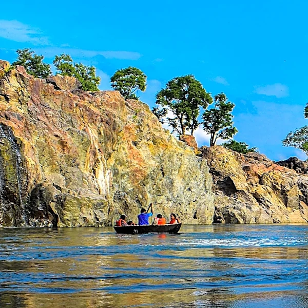 Maine Offers Diverse Boat Tours for Summer Adventures