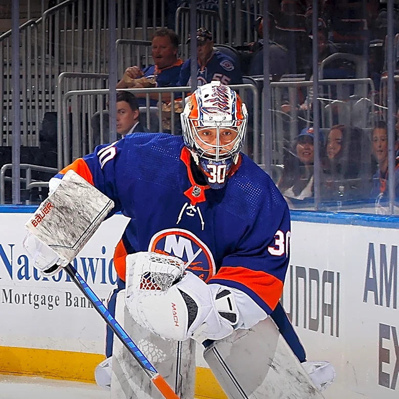 Anaheim Ducks Trade for Sean Farrell from Montreal Canadiens, Impacting Team Dynamics