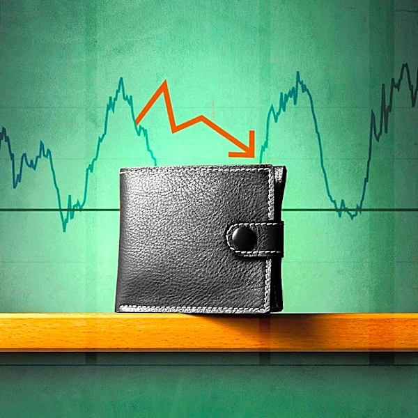 Intel's Stock Decline Despite Strong Earnings Signals Potential Growth