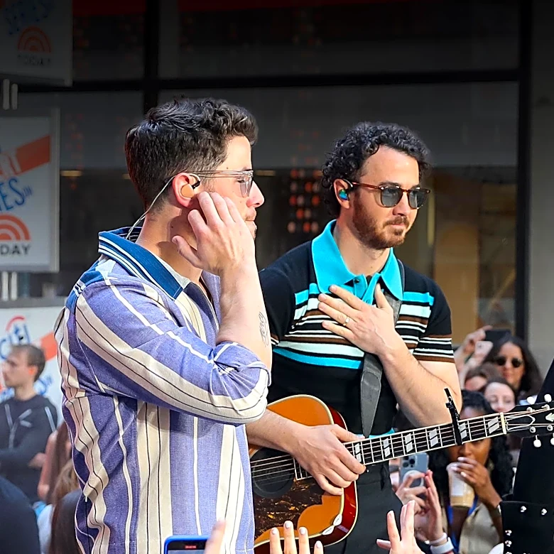 Kevin Jonas Steps In as Co-Host on 'Live' Amid Kelly Ripa's Surgery Recovery