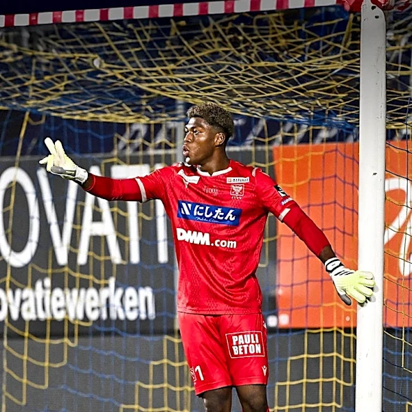 PSG Inquires About Parma Goalkeeper Zion Suzuki for Potential Team Upgrade