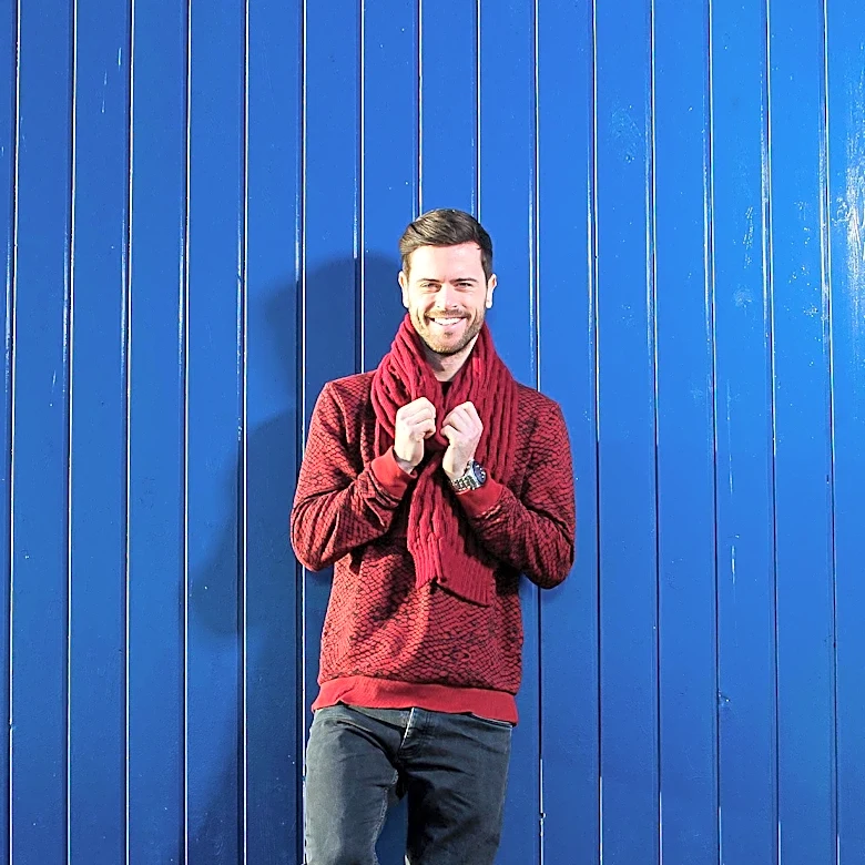 Russell Tovey's 'Talk Art' Podcast Explores Contemporary Art Scene