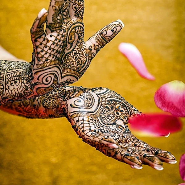 Minimalist Mehndi Designs Gain Popularity for 2026 Celebrations