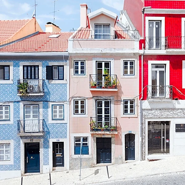 Tiles of Europe Adapts to Tariff Changes with Direct-to-Consumer Model
