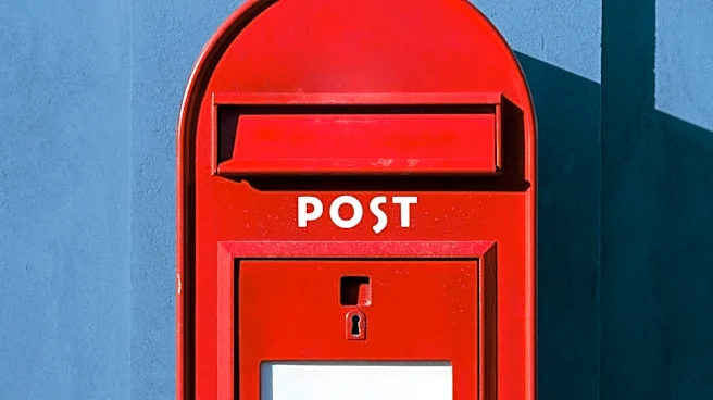Legislation Proposed to Tie USPS Bonuses to Performance Amid Financial Losses