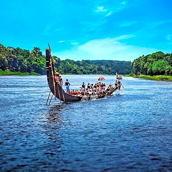Missouri River Race Challenges Over 600 Paddlers in Grueling 340-Mile Journey