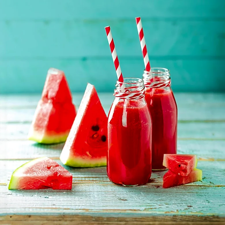 Britons Embrace 'Reverse Comfort Eating' Amid Heatwave