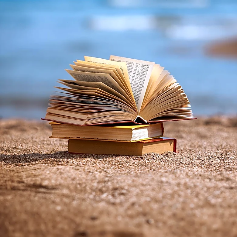 Summer 2026 Beach Reads Offer Escapism and Drama for Book Lovers