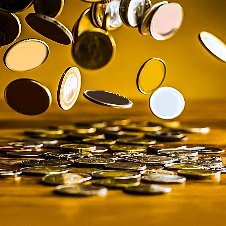 Gold Tests $4,000 as Silver Struggles at $60: Market Dynamics and Future Outlook