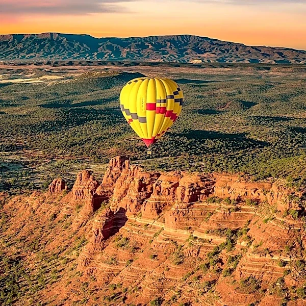 Sedona Tourism Office Announces Reopening After Pocket Fire Containment