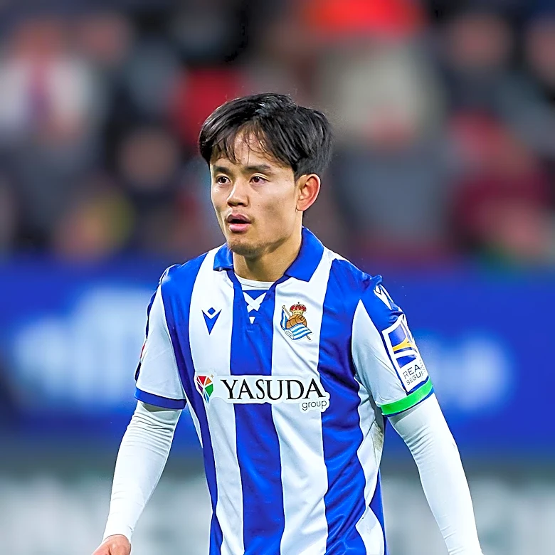 Aston Villa Youngsters Show Potential Despite Loss to Real Sociedad