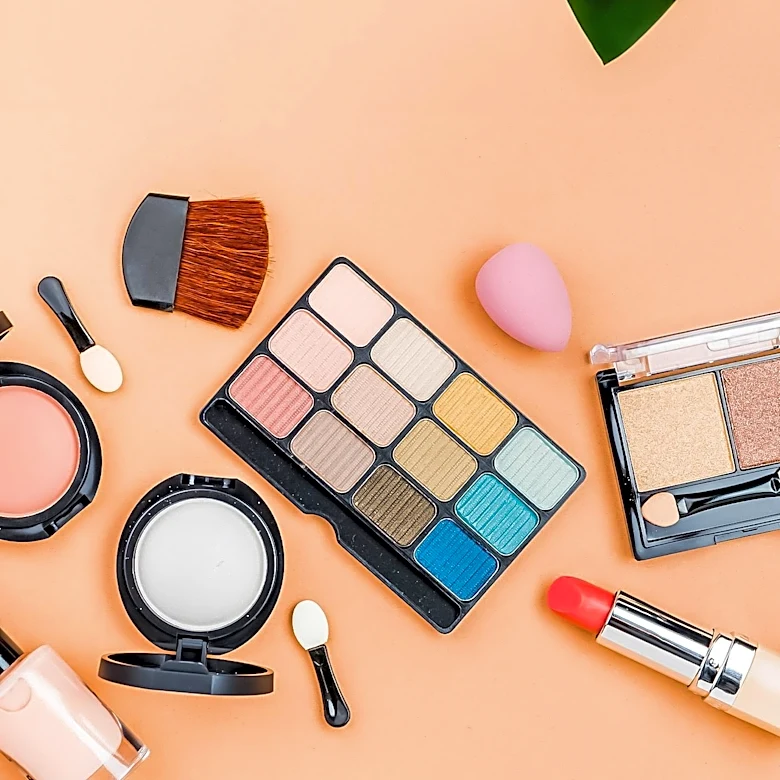 Peach-Themed Beauty Products Dominate Summer 2026 Trends