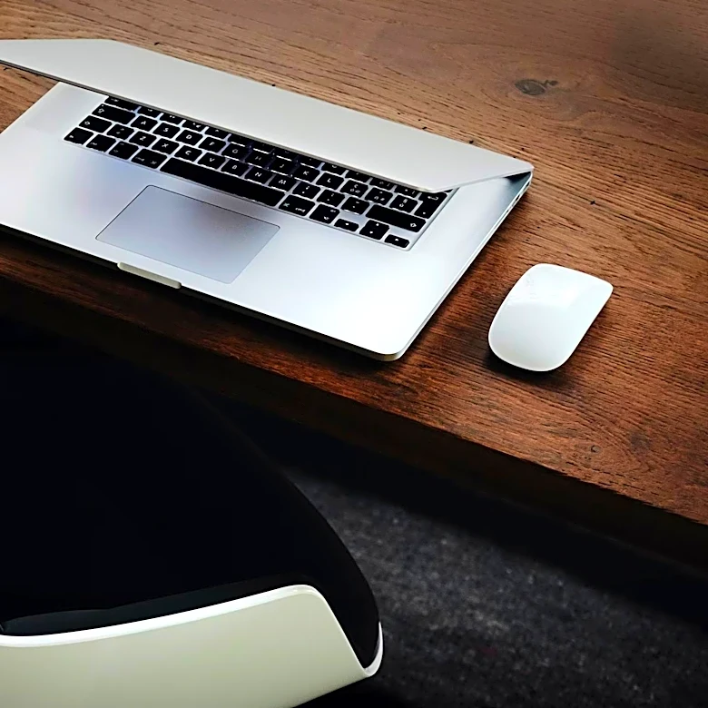 B Offers Discounts on Latest MacBook Air for Back-to-School