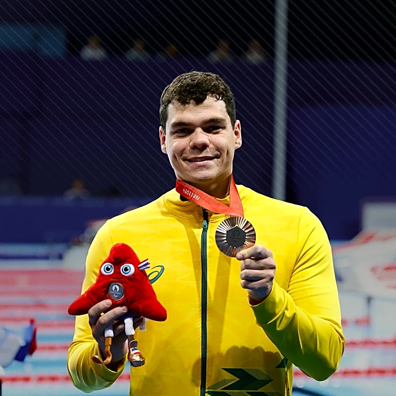 Australia Sets New Games Record in Mixed 4x100 Medley Relay at 2026 Commonwealth Games
