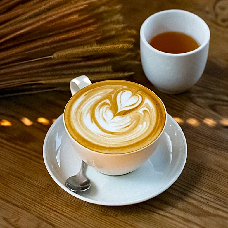 PTL Chat Highlights Bubbles Hot Honey Latte on Taste It Tuesday