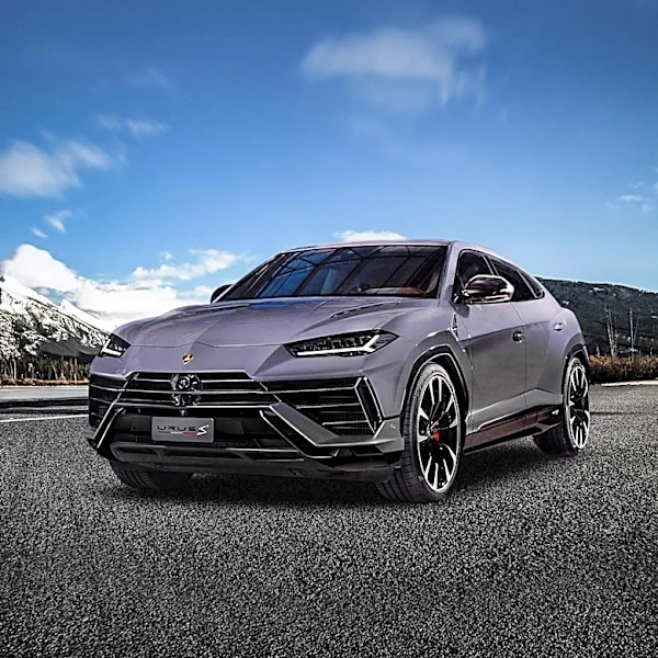 Lamborghini's Urus Faces Camera Blackout Bug, Leading to Recall in Japan