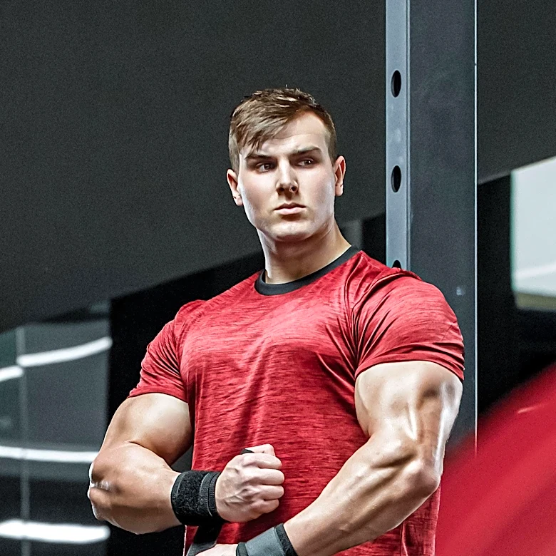 Alan Ritchson Advocates for Testosterone Therapy After 'Reacher' Transformation