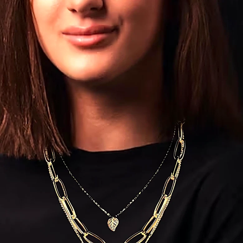 Jenna Bush Hager Sparks Jewelry Trend with Chunky Dopamine Necklaces