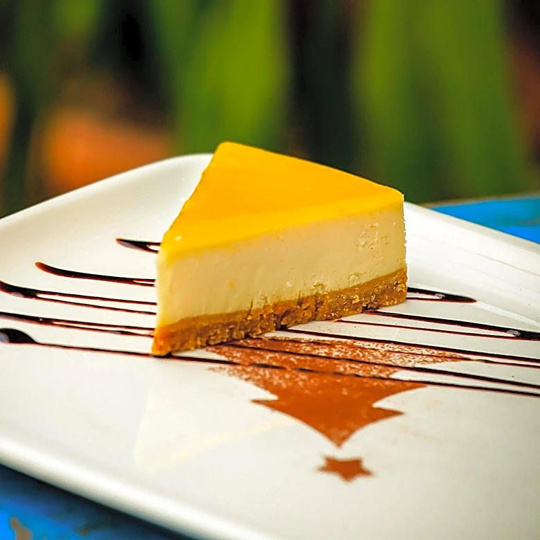 Oakland's Crazy Block Cheesecakes Boosts Business with Karaoke Nights