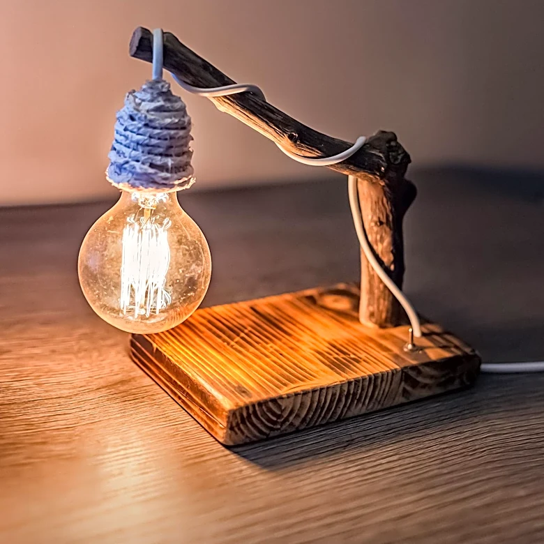 In-es.artdesign's Caleydo Lamp Showcases Sustainable Design with Upcycled Materials
