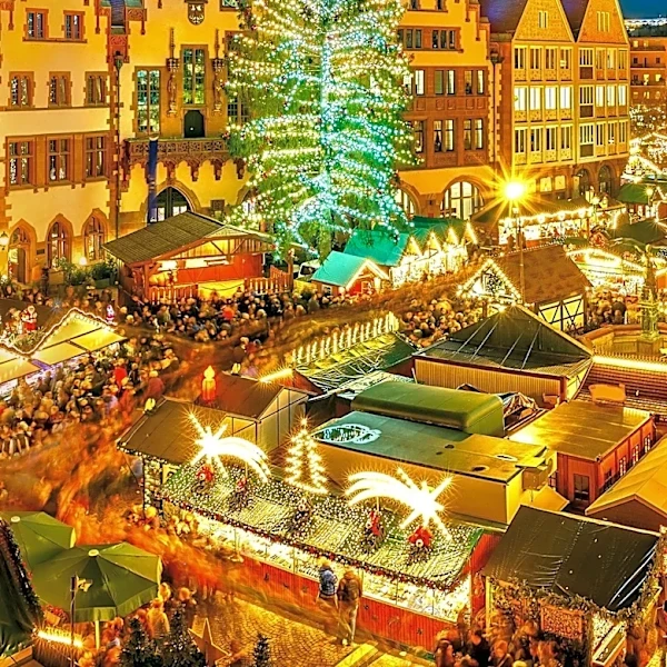 Lawrenceburg Nominated for Hallmark's Merriest Christmas Town Contest