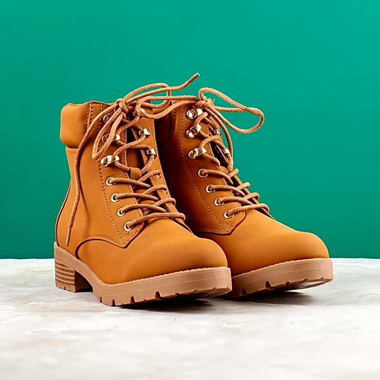 Steve Madden Reports Strong Q2 Earnings with Increased Revenue