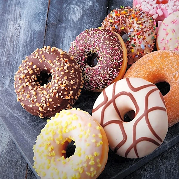 Dunkin’ Donuts Owners Advised on Employee Health Benefits to Enhance Workforce Stability