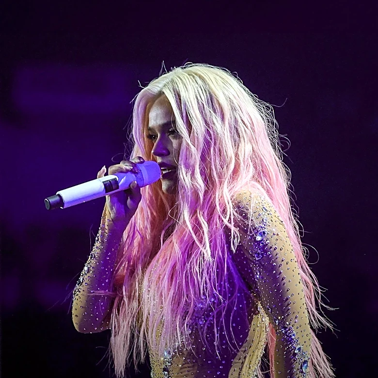 Karol G's Concert Takes Unexpected Turn with Shakira's 'Dai Dai'