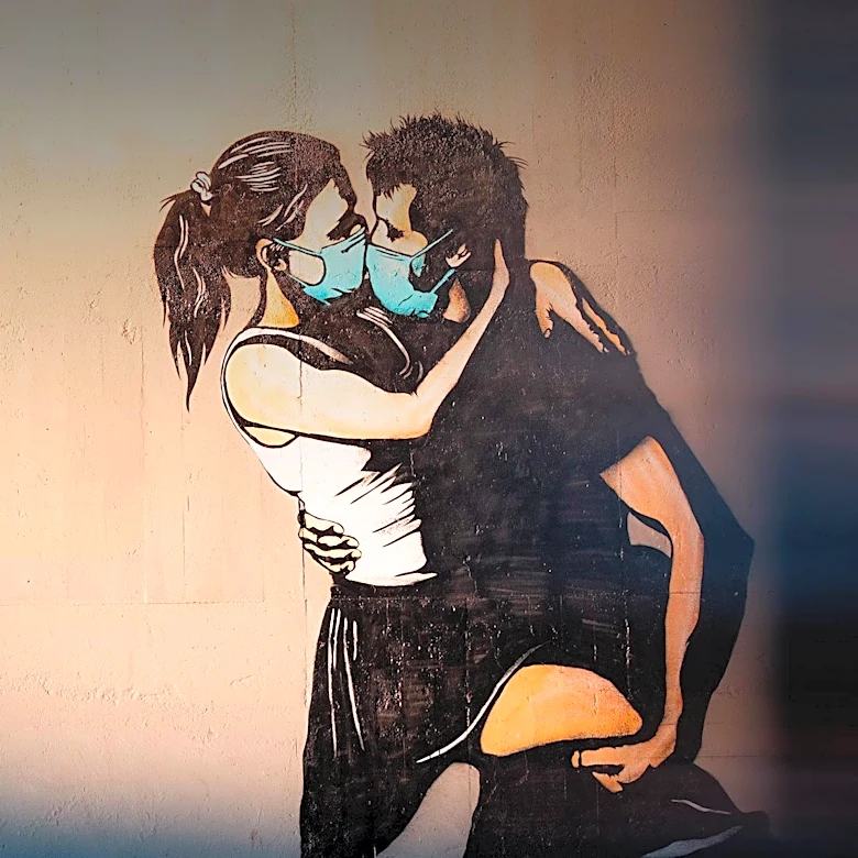 Benson Boone's Public Kiss with Mystery Woman Sparks Speculation