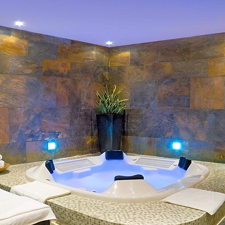 Sculpt Dental Spa in Charleston Offers Comprehensive Dental Care with a Focus on Patient Comfort