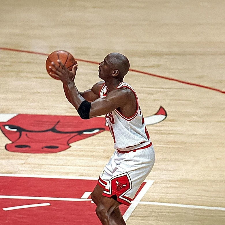 Chicago Bulls' Path to NBA Title Contention Requires Strategic Roster Planning