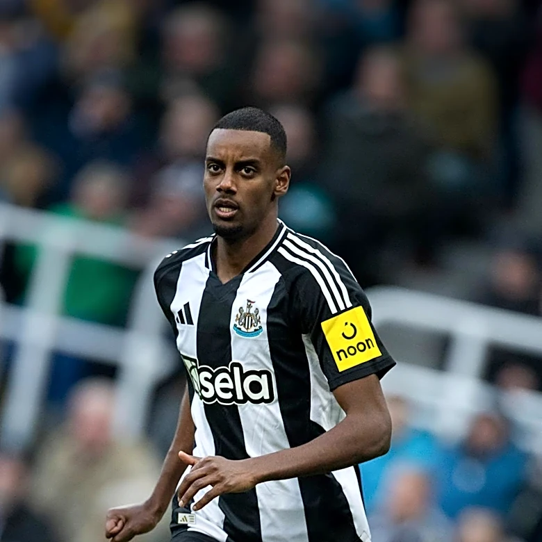 Newcastle United Faces Player Transfer Challenges Amid Managerial Changes