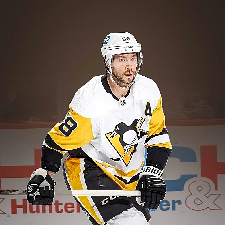 Pittsburgh Penguins Secure Tommy Novak with Three-Year Extension