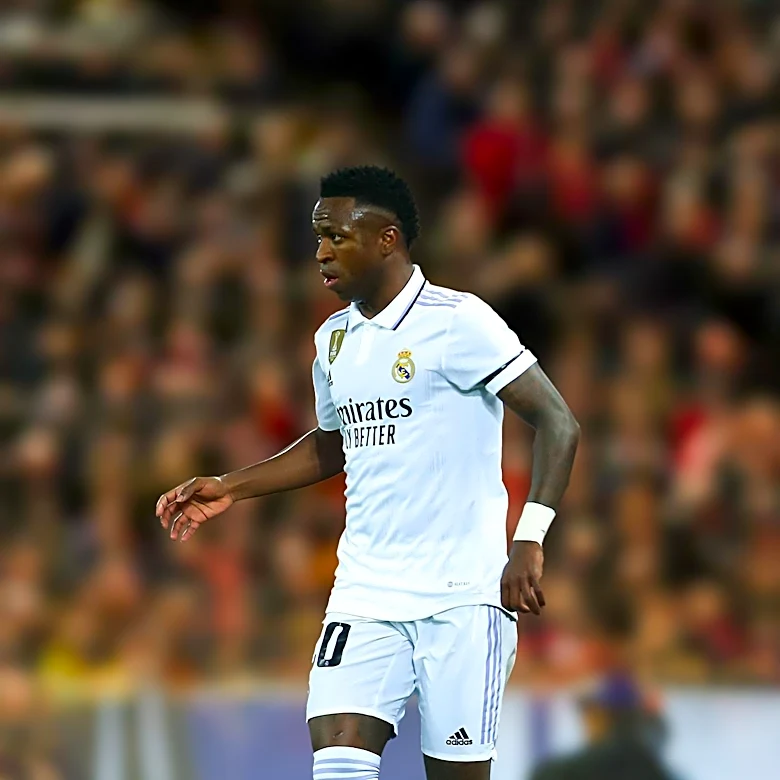 Arsenal's Interest in Vinícius Júnior Puts Real Madrid in a Contract Dilemma