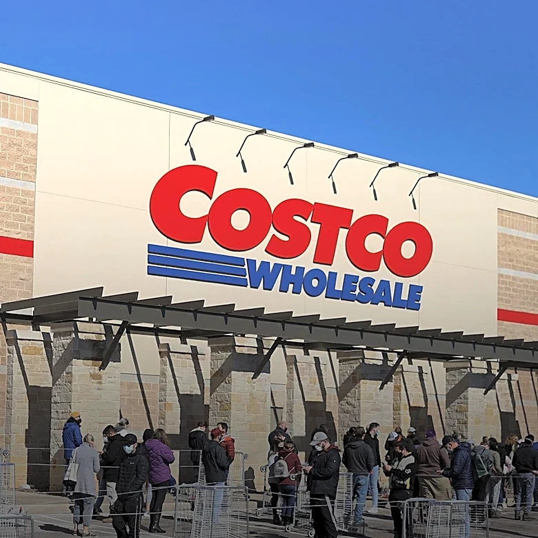 Costco's Hot Dog Combo Pricing Strategy: Maintaining Low Prices Through In-House Production
