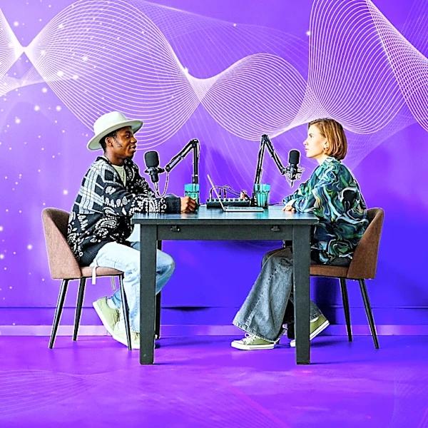 Nara Smith Challenges 'Tradwife' Label on 'Call Her Daddy' Podcast