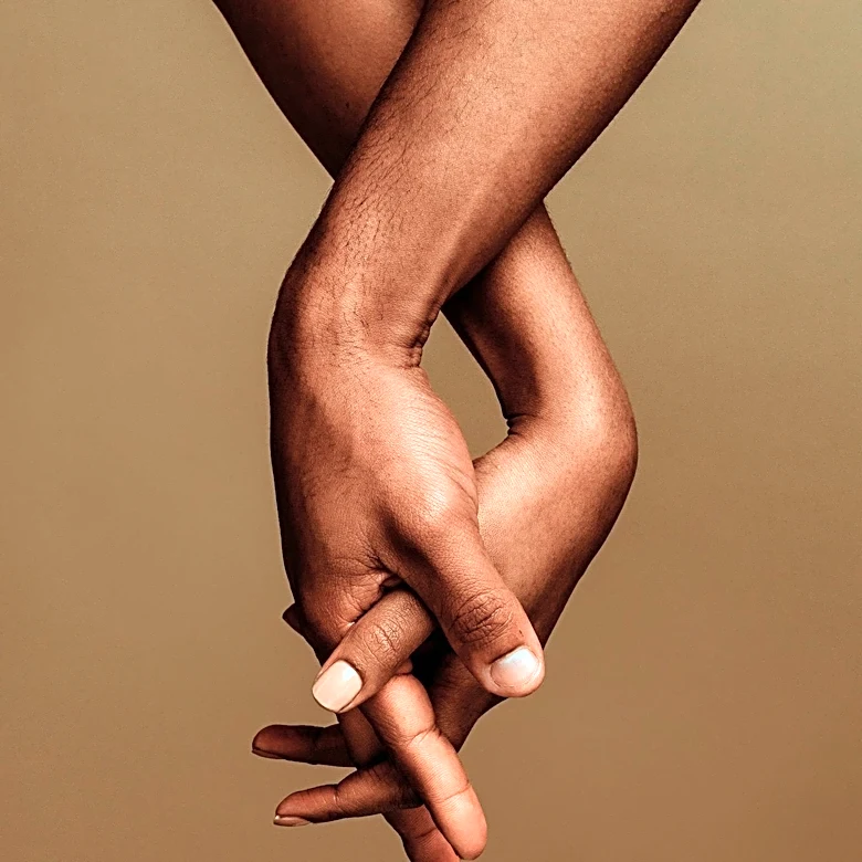 YourTango Explores Habits of People Preferring Deep Bonds
