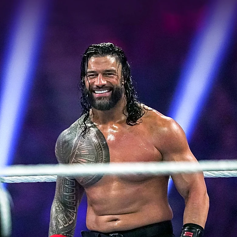Roman Reigns WWE Long Sleeve T-Shirt Celebrates Wrestling Icon