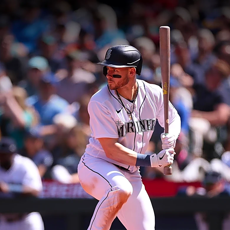 Seattle Mariners Face Los Angeles Dodgers at UNIQLO Field in Anticipated MLB Matchup