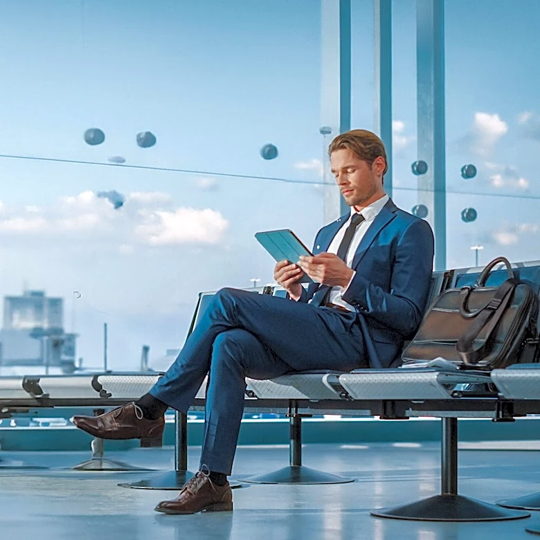 Airport Lounges Face Criticism Amid Rising Travel Demand and Changing Expectations