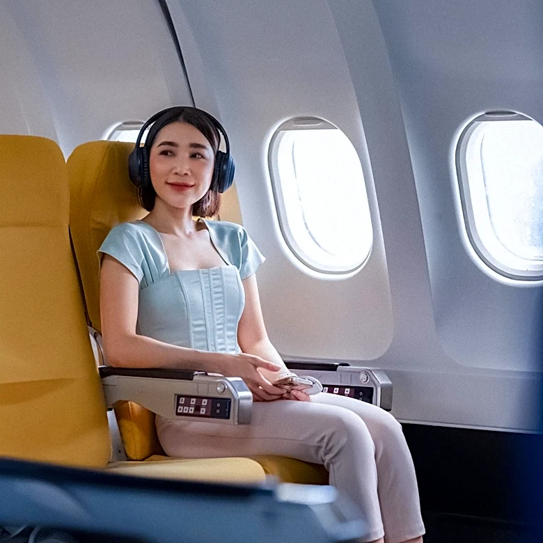 Travel Experts Highlight Common Mistakes on Long-Haul Flights and Offer Solutions
