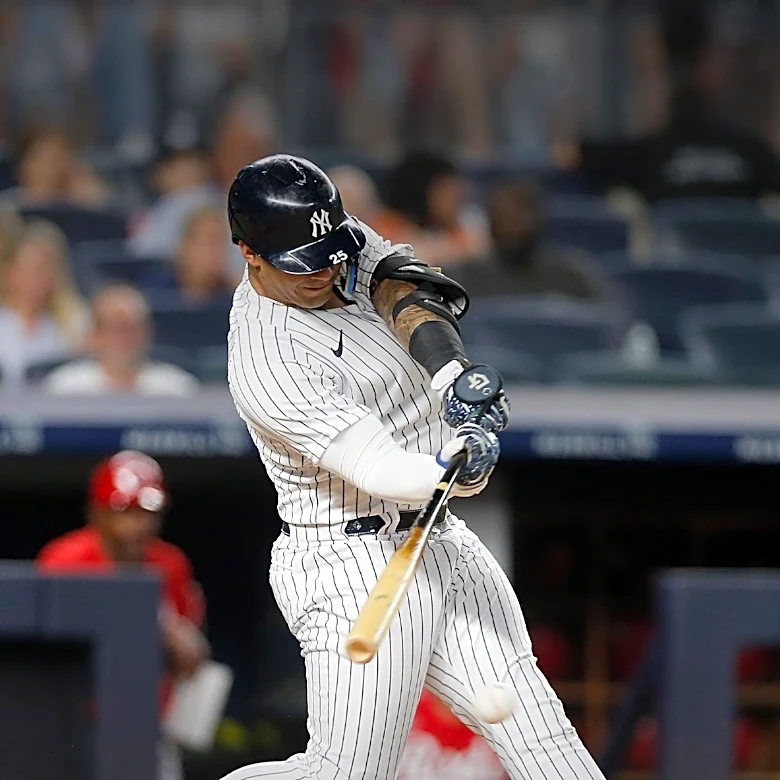 Yankees Show Interest in Reds Catcher Tyler Stephenson Amid Trade Talks