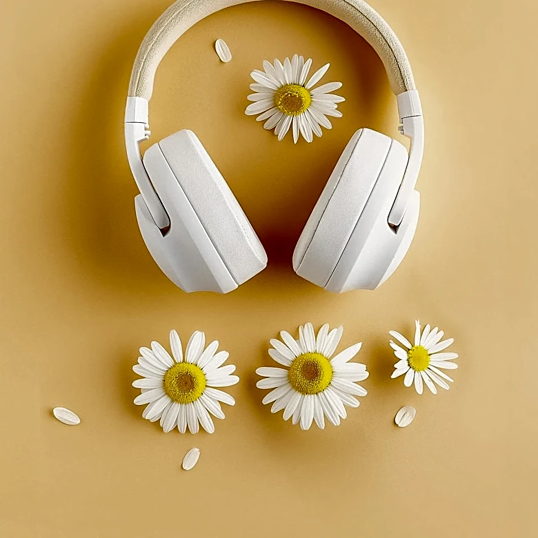 Daisy Headphones Introduce Breathwork Feature for Relaxation