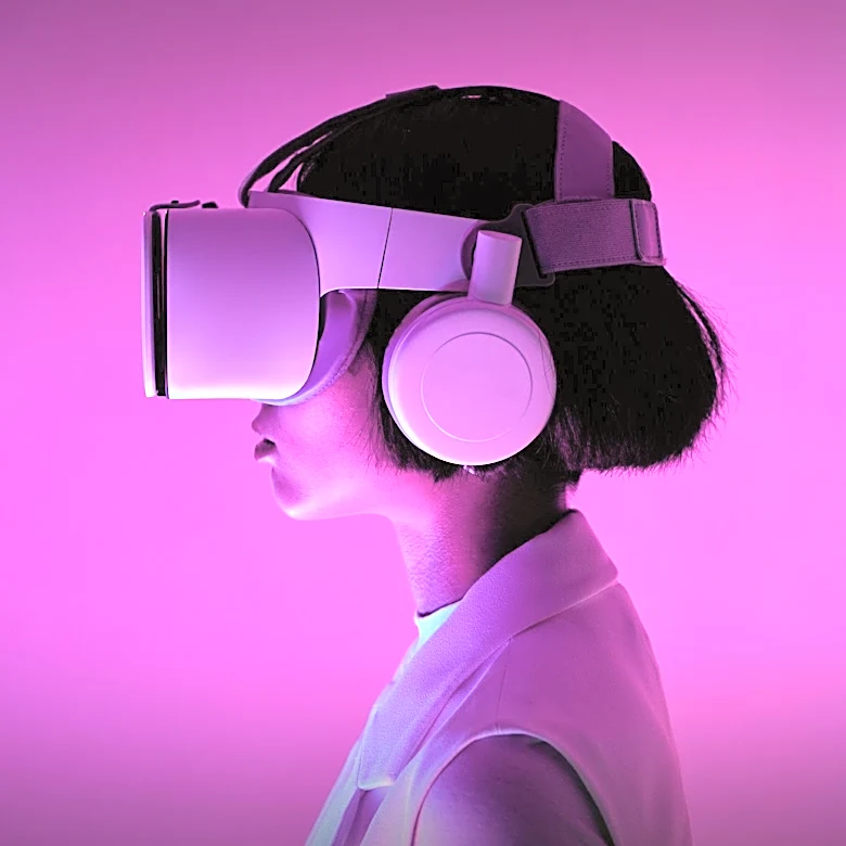 Meta Platforms Expands Product Offerings with AI and VR Innovations