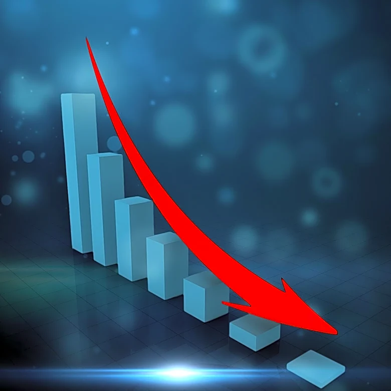 Micron Technology Faces Stock Decline Amidst Competitive Pressures